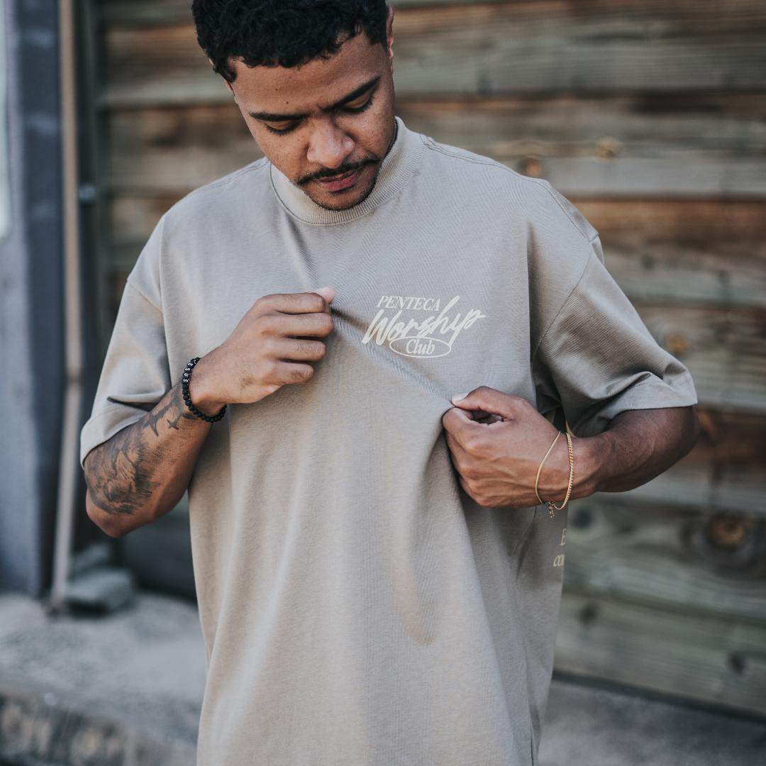 Camiseta Oversized - Penteca Workship Club