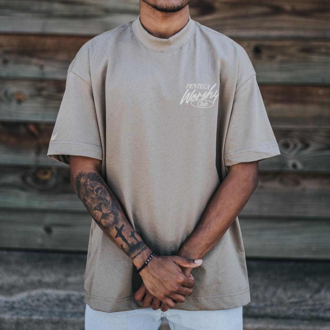 Camiseta Oversized - Penteca Workship Club