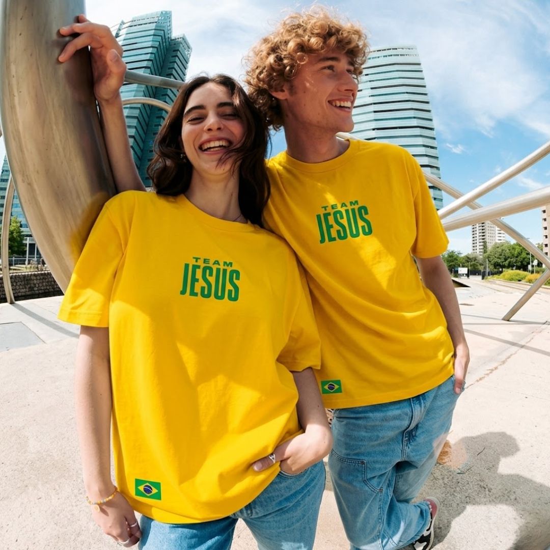 PRÉ-VENDA Camiseta Cristã - Team Jesus Amarelo e Verde BR