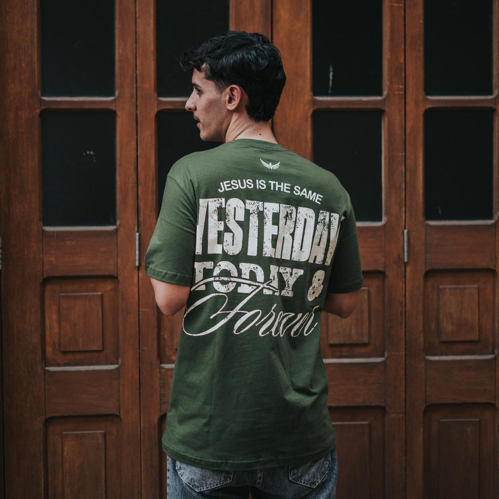 Camiseta Cristã - JESUS IS THE SAME!