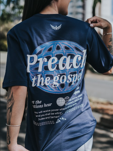 Camiseta Cristã - Preach the gospel