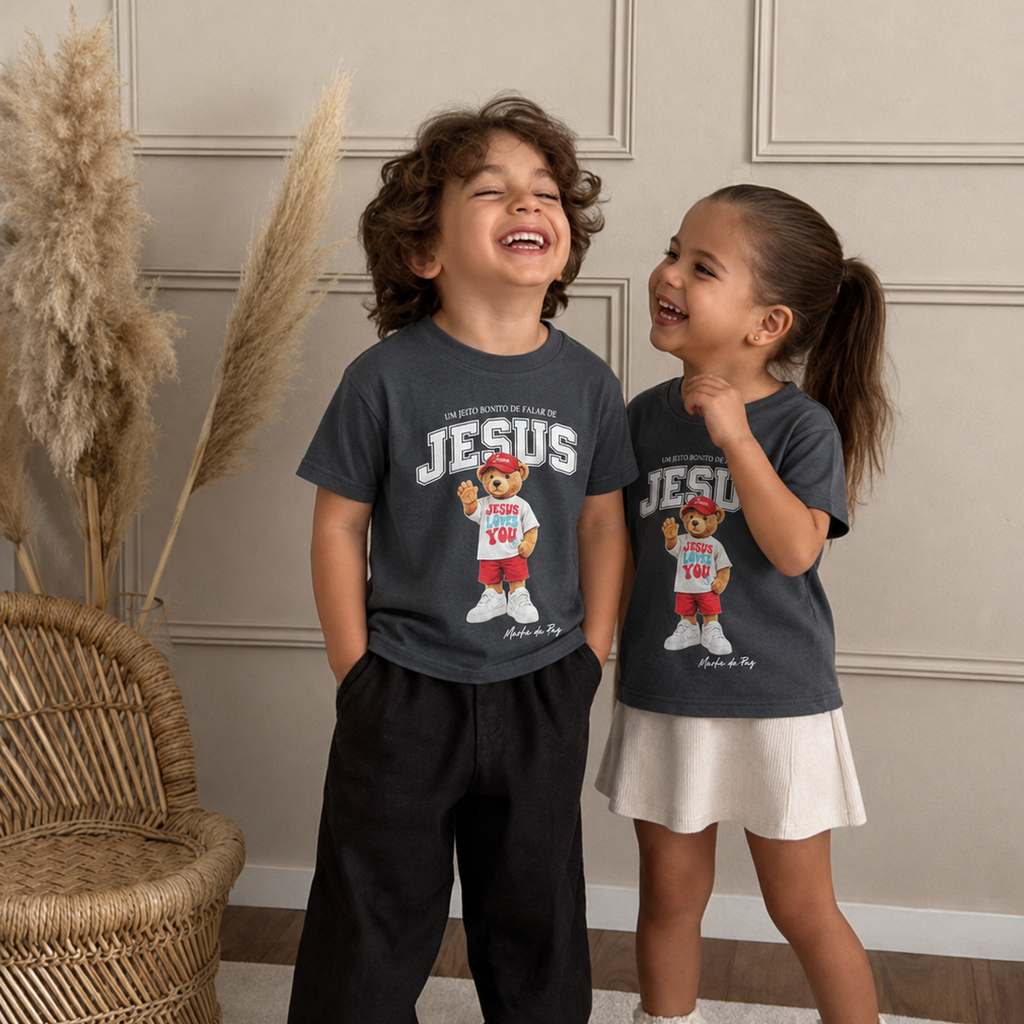 T-SHIRT INFANTIL CHRISTIAN BEAR JESUS LOVES YOU GRAFITE