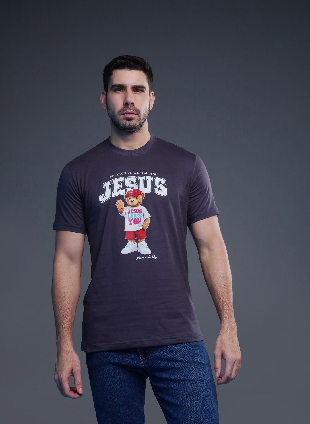 T-SHIRT  CHRISTIAN BEAR UM JEITO BONITO... JESUS GRAFITE  ﻿